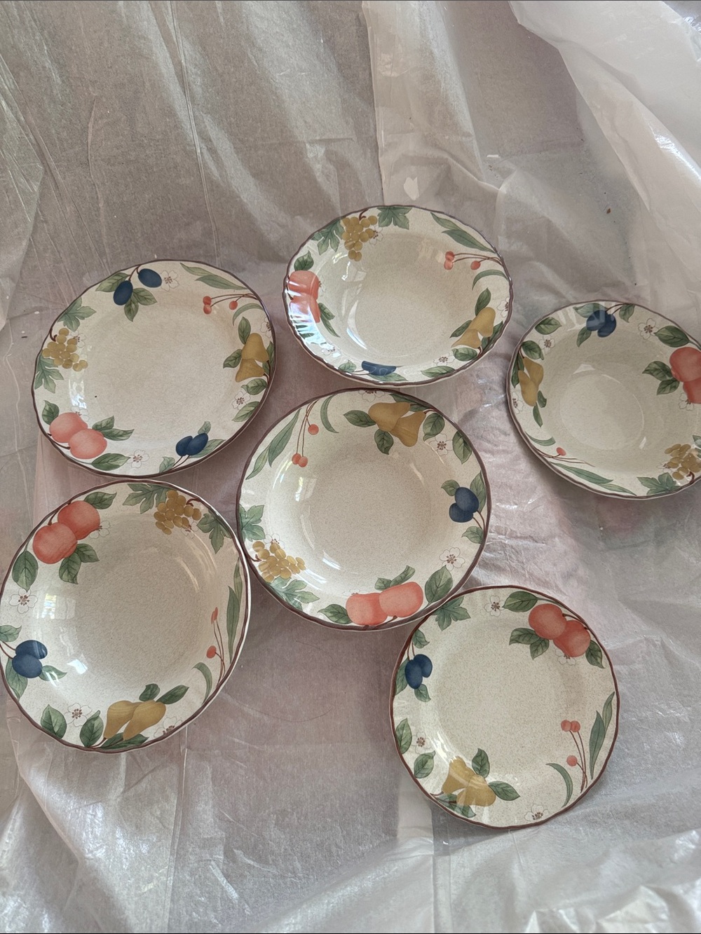 Mikasa Fruit-AccentCountry Soup Bowls & plate in Cream, Blue, Yellow, Green